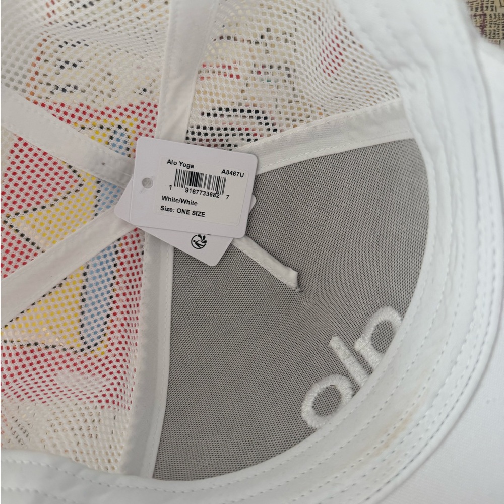 Brand new w/ tags Alo Performance Trucker Hat